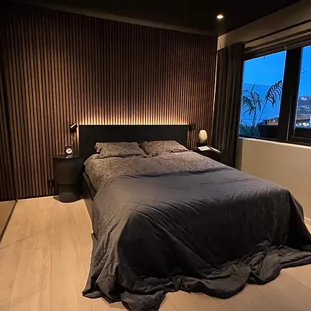 Pent House - Two Balconies Apartment