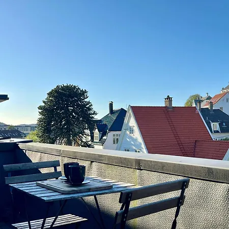 Pent House - Two Balconies * Bergen