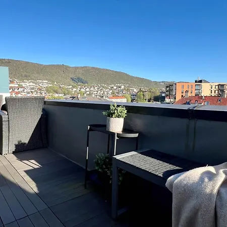 Апартаменти Pent House - Two Balconies